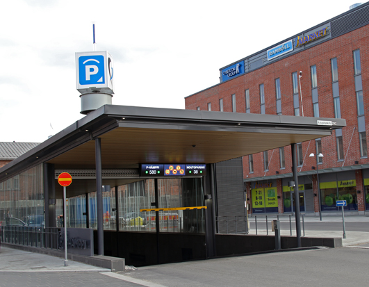 Rautatieaseman Parkki Tampere
